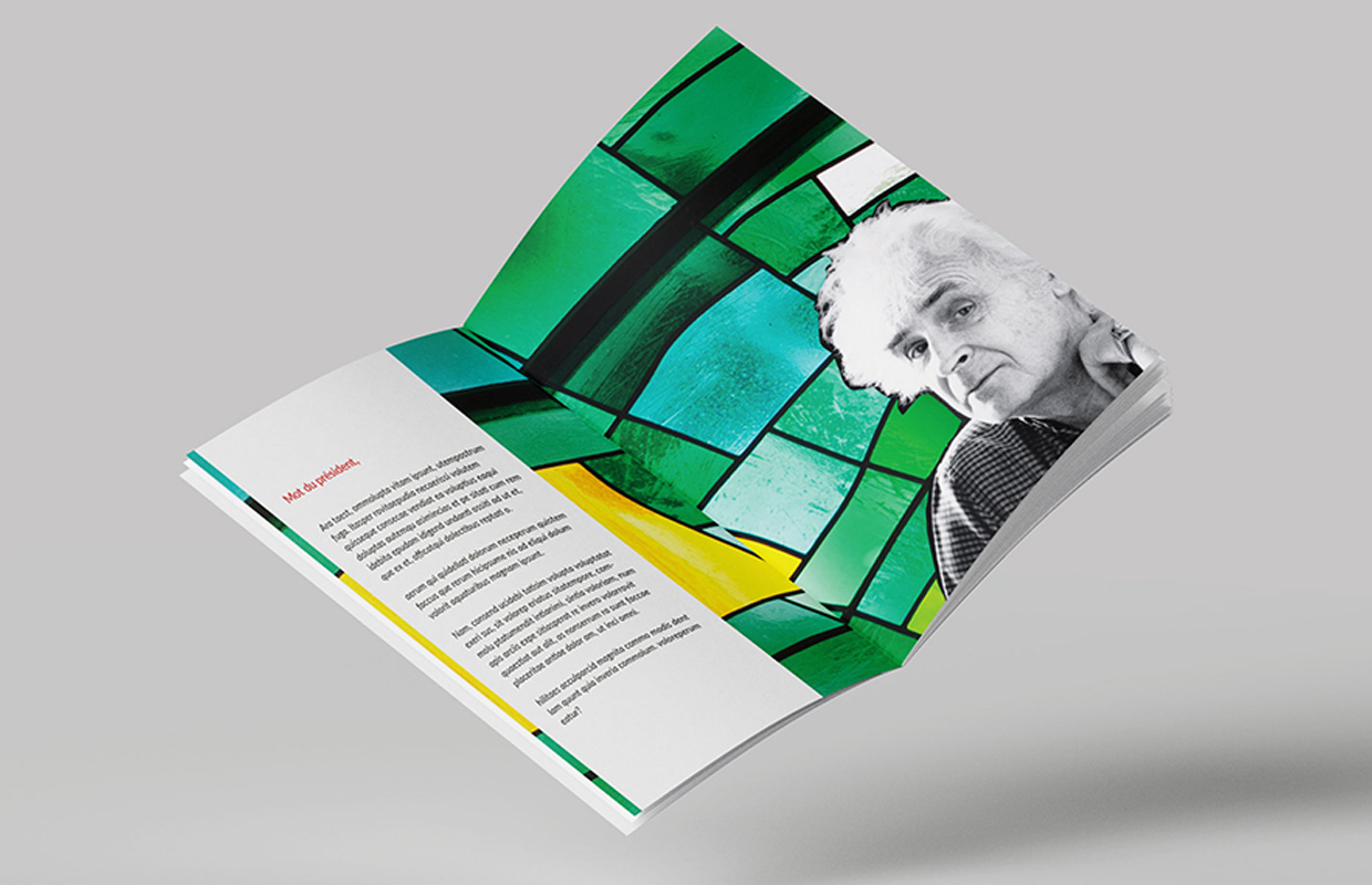 Brochure_Flyer_Depliant_Sigg_Atelier32_zari_tofigh